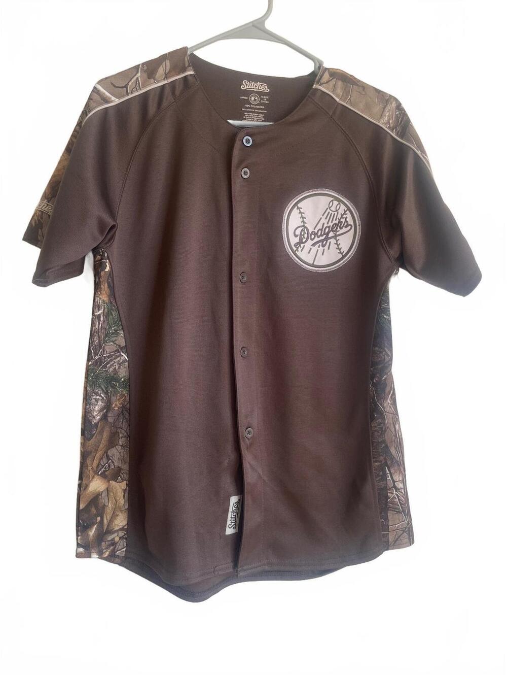 Stitches Los Angeles Dodgers Brown Camo Button-Up Jersey Large